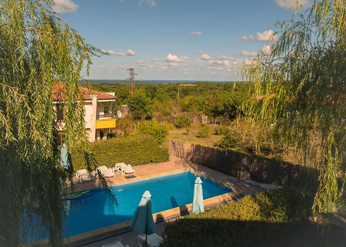 Indigo בית נופש Pismenovo