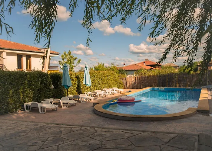 Indigo בית נופש Pismenovo